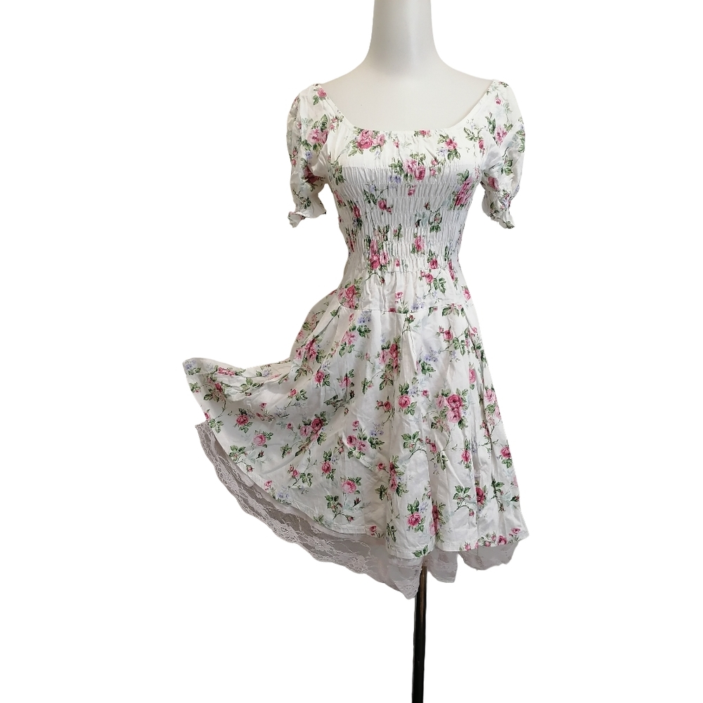 🦩🌹White Floral Smocked Sundress with Lace Trim by C-F.Z.L.